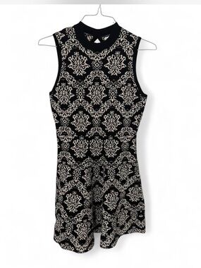 Xhilaration Black & Cream Sleeveless Mini Dress with Ornate Pattern Size Medium